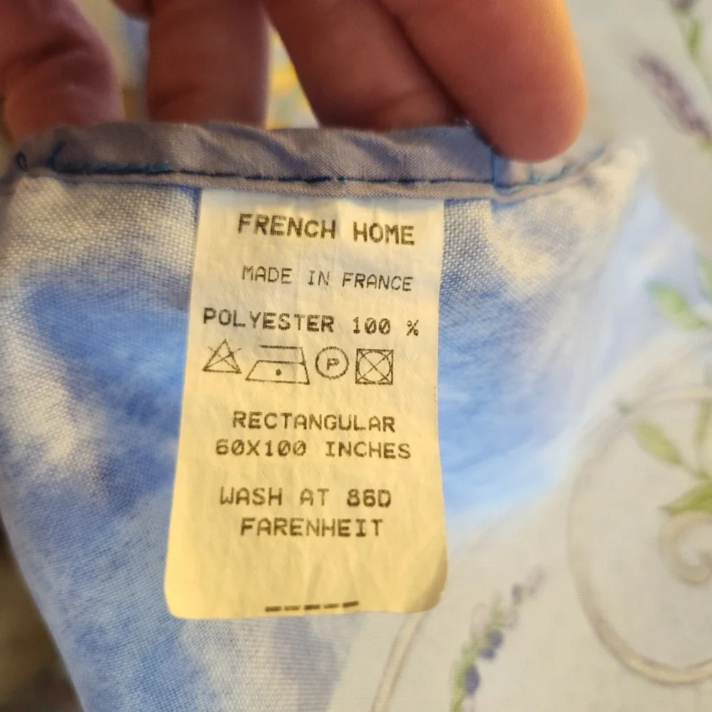Vintage French Home 100 x 60 Blue and Yellow Flowered Tablecloth